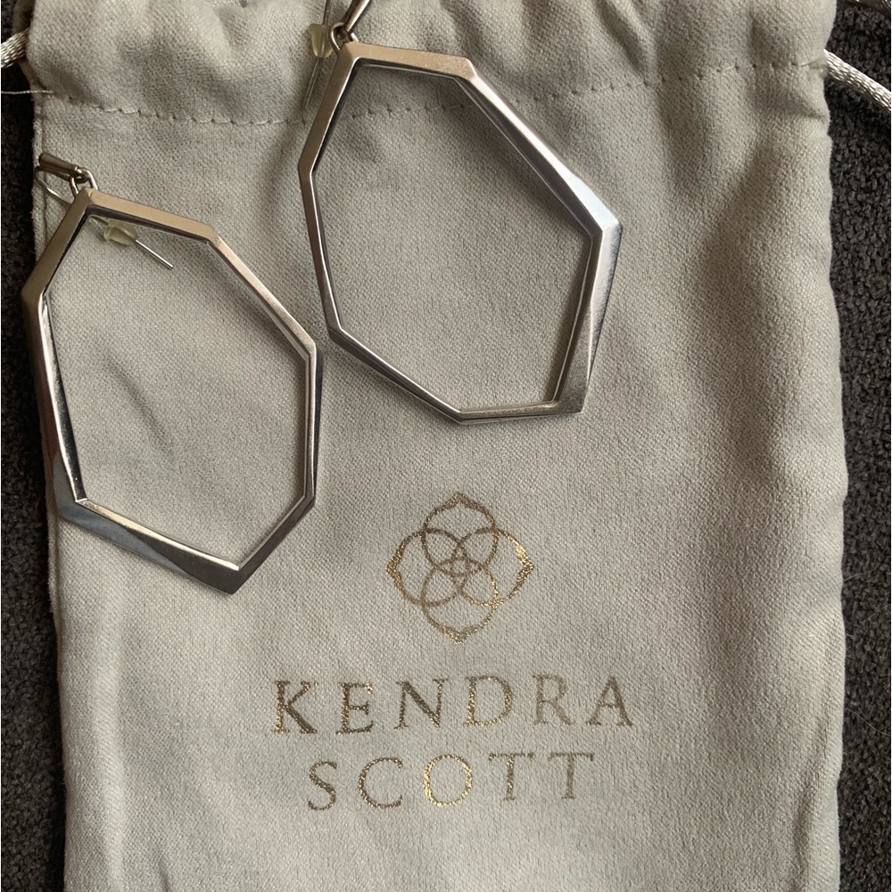 Kendra Scott earrings
